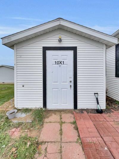 Photo 4 of 30 of home located at 9959 Mulberry Court Northville, MI 48167