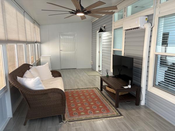 2022 Chariot Mobile Home