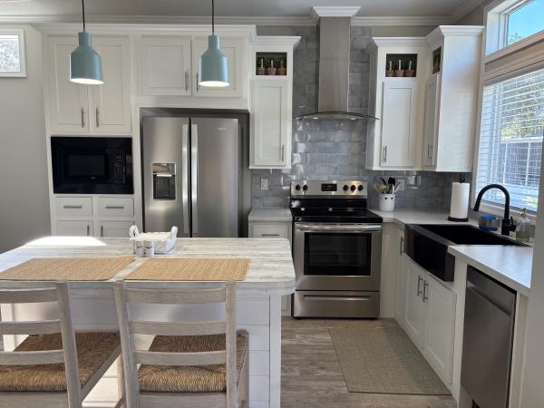 2022 Chariot Mobile Home