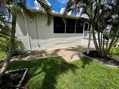 Photo 2 of 15 of home located at 7125 Fruitville Rd 052 Sarasota, FL 34240