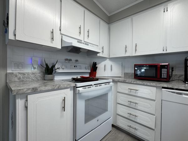 1986 CORO Mobile Home