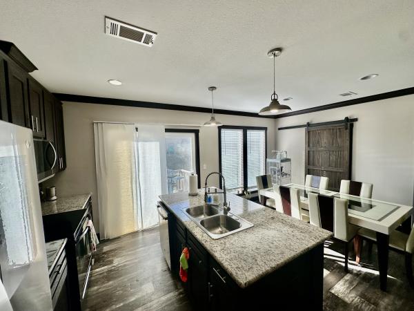 2021 Clayton 32PAT28563BH20 Mobile Home