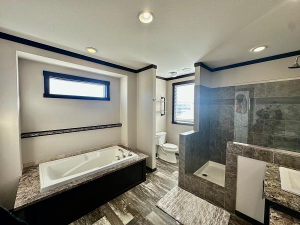 2021 Clayton 32PAT28563BH20 Mobile Home