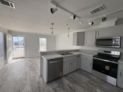 Photo 2 of 6 of home located at 263 Discovery Lane North Fort Myers, FL 33903