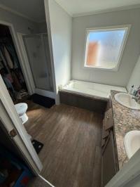 2018 CHAMPION HOME BUILDERS, INC 20-YS1676D Mobile Home