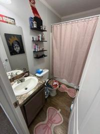 2018 CHAMPION HOME BUILDERS, INC 20-YS1676D Mobile Home