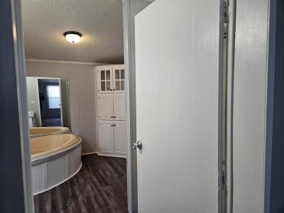 Photo 4 of 20 of home located at 41 Lynnwood Circle #126 Clarksville, TN 37040