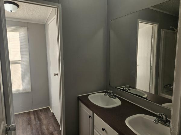 1999 OAKW  Home