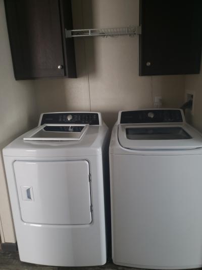 Photo 5 of 16 of home located at 6610 Lear Nagle Rd #152 #152 North Ridgeville, OH 44039