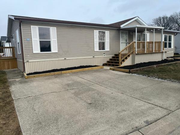 1997 Four Seasons 188 Mobile Home For Sale