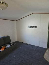 2002 Commodore  Home