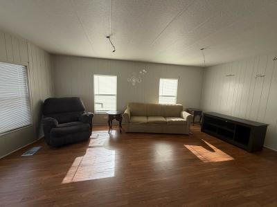 Photo 2 of 15 of home located at 416 Cobalt Ave Lakeland, FL 33815