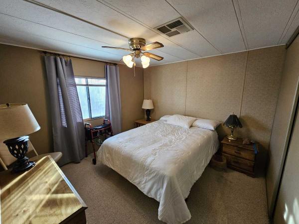 1984 Palm Harbor Manufactured Home