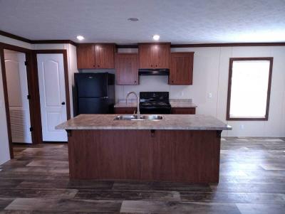 Mobile Home at 627 Taylor Dr Henderson, KY 42420