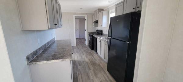 Photo 1 of 2 of home located at 4207 Hillview Terrace Saint Joseph, MO 64503