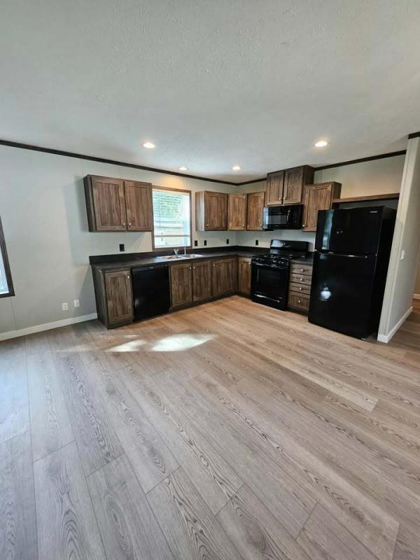 Photo 1 of 2 of home located at 811 Shane Pl Sioux Falls, SD 57106