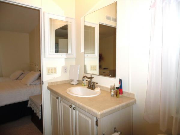 2003 Homes of Merit A17441Y3 Mobile Home