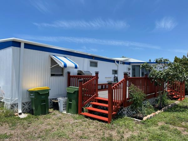 1972 SKYL Single Mobile Home