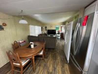 1972 SKYL Single Mobile Home