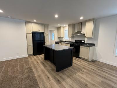 Photo 4 of 14 of home located at 132 Lisa Kay White Lake, MI 48386