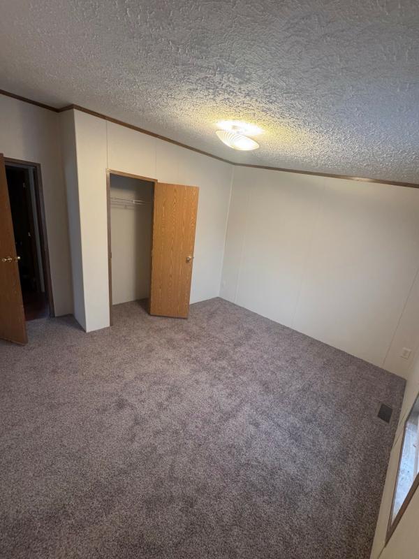 2000 schult Mobile Home For Sale