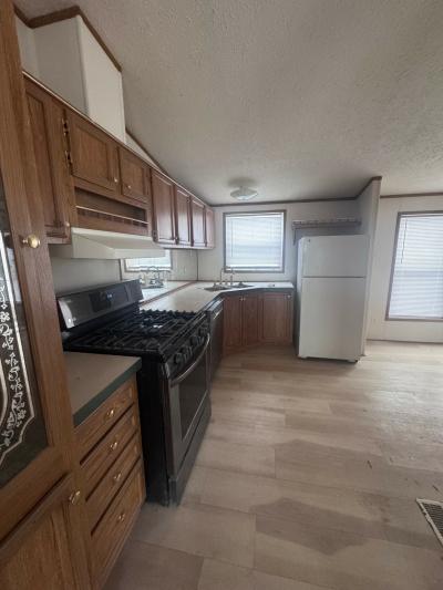 Photo 5 of 11 of home located at 17011 Buckner Macomb, MI 48044