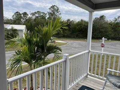 Photo 4 of 20 of home located at 1405 82nd Avenue, Site #192 Vero Beach, FL 32966