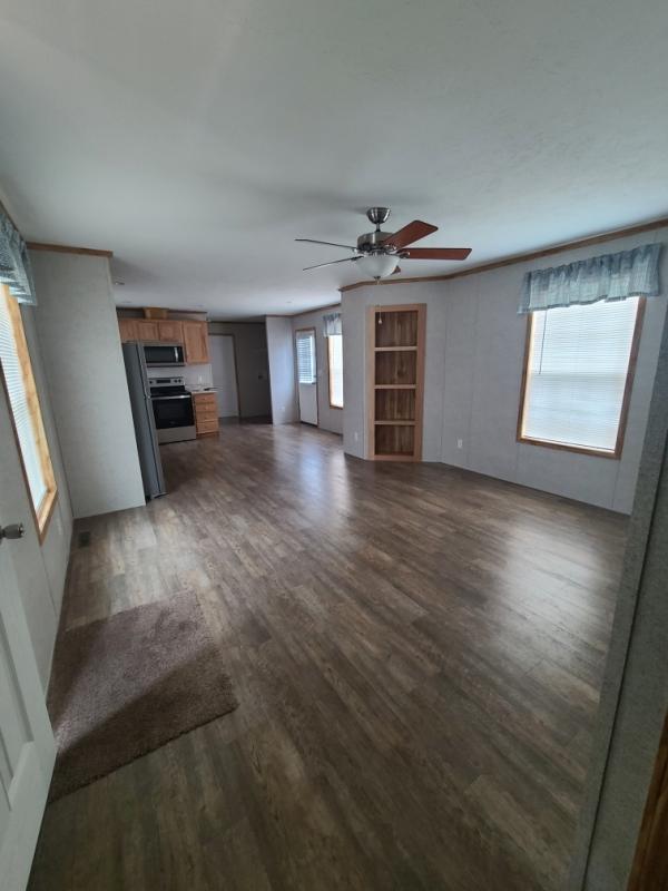 2022 CHAMPION NWS-F-25206  Home