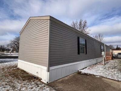 Mobile Home at 2220 Dunkelburg Rd Lot#802 Fort Wayne, IN 46819
