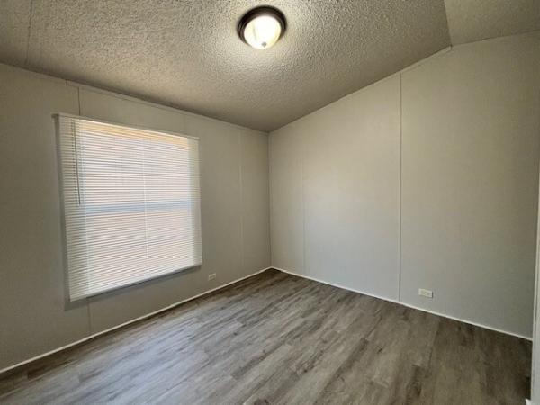 2017 LH167232B  Home