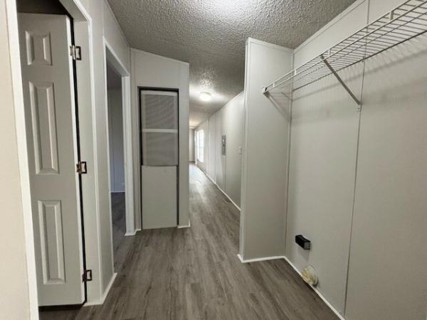 2017 LH167232B  Home