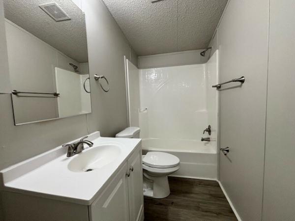 2017 LH167232B  Home