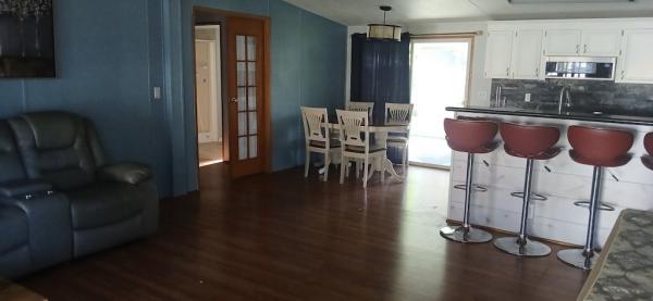 2004 NOBI Mobile Home