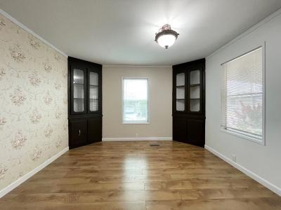 Photo 4 of 56 of home located at 300 S Val Vista Dr Lot #64 Mesa, AZ 85204