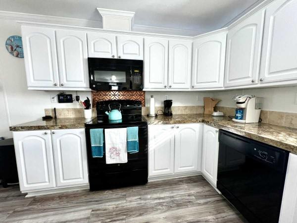 Palm Harbor  3bed/2bath Manufactured Home