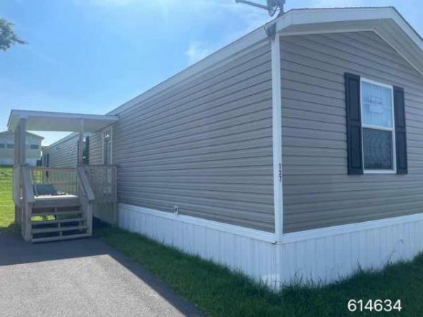 Photo 1 of 2 of home located at Canyon Mobile Home Park 137 Canyon Vlg Morgantown, WV 26508