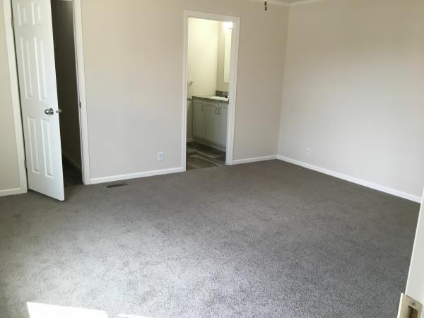 2019 Champion Dutch Diamond II Mobile Home