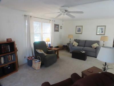 Photo 3 of 8 of home located at 1117 Walnut Way Deland, FL 32724