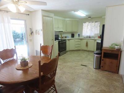 Photo 4 of 8 of home located at 1117 Walnut Way Deland, FL 32724