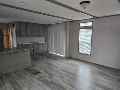 Photo 5 of 10 of home located at 4511 Dirt Rd #19 Joplin, MO 64801