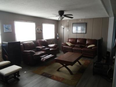 Photo 4 of 17 of home located at 3432 State Road 580 Lot 308 Safety Harbor, FL 34695