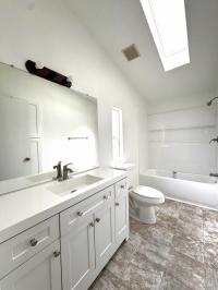 2004 champion  ID222-2 Mobile Home