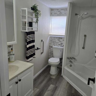 Photo 5 of 14 of home located at 540 Seminole Blvd #23 Largo, FL 33770