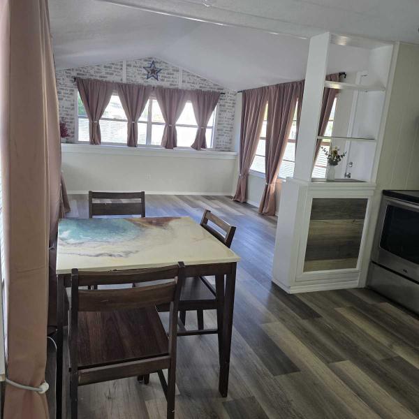  Mobile Home For Sale