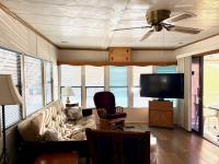 1984 HOP CAP Park Model Mobile Home