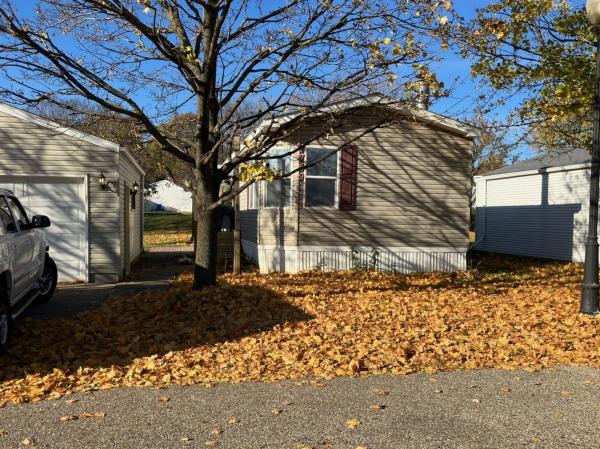 2001 FRIE Mobile Home For Sale
