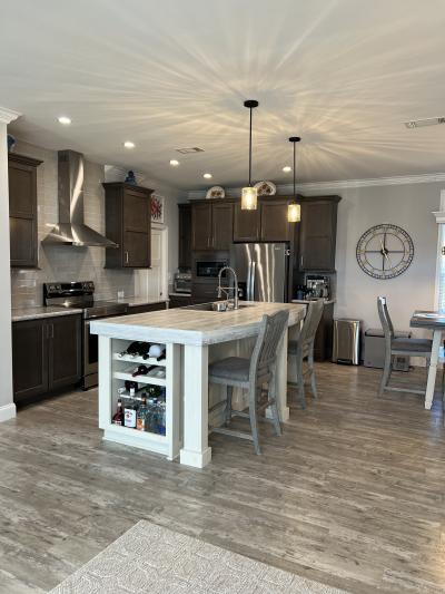 Photo 5 of 29 of home located at 2702 Greens Keeper Dr Ruskin, FL 33570