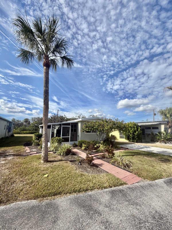 Photo 1 of 2 of home located at 6505 Us Hwy 301 N, Lot A10 Ellenton, FL 34222