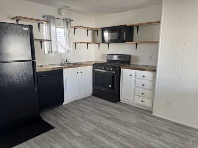 Photo 3 of 12 of home located at 4100 N Romero Rd #210 Tucson, AZ 85705