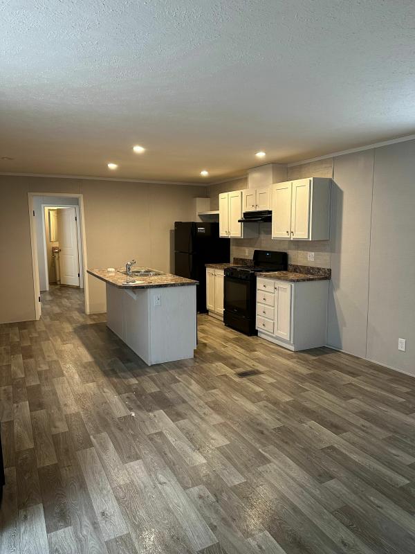 Photo 1 of 2 of home located at 13318 S. Dixie Hwy. # 151 Holly, MI 48442